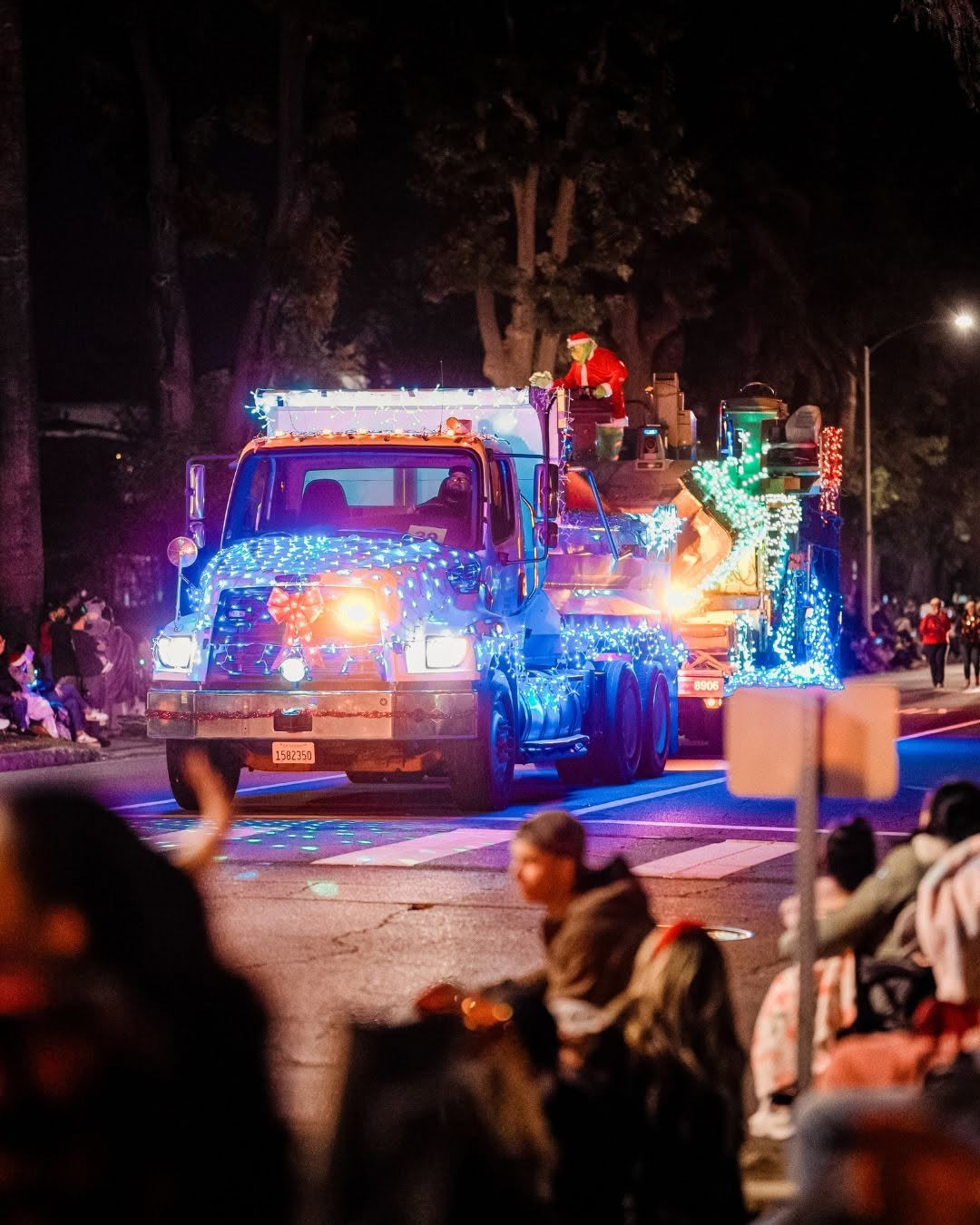 2025 Holiday Light Parade & Tree Lighting in Ontario