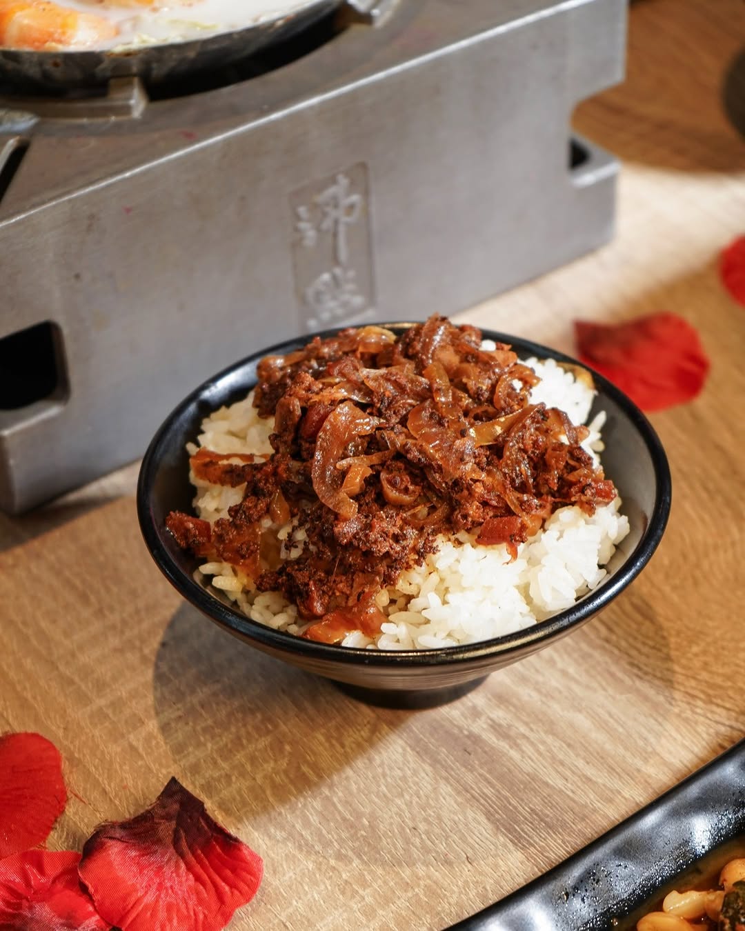 Upgrade Your Side to Beefy Tomato Bowl for FREE Mon-Thurs at Boiling Point